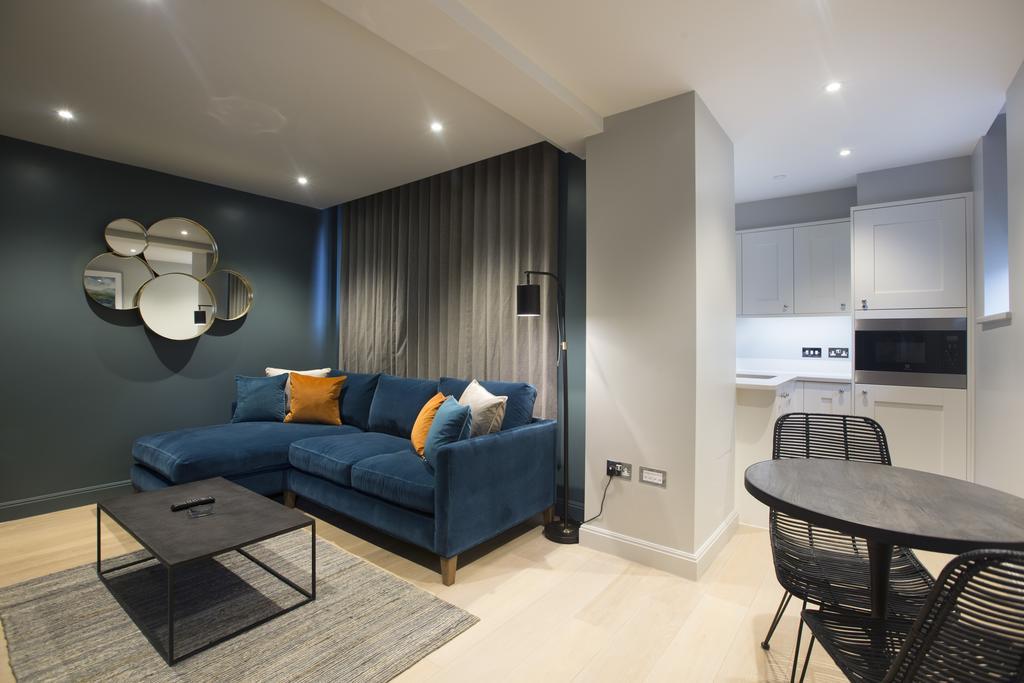 Apartment No.8 Waterloo Street *