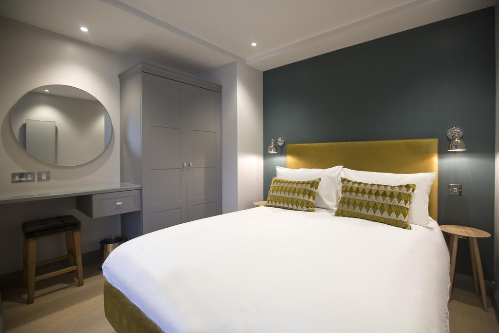 Apartment No.8 Waterloo Street *